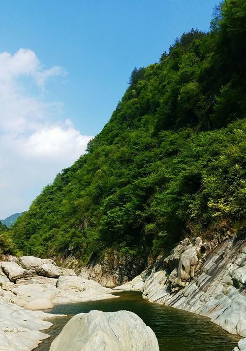 如何在山上为手机充电？