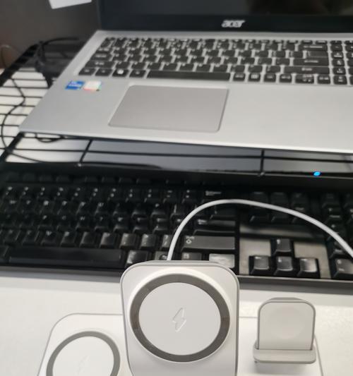 手机壳充电器三合一功能具体指什么？